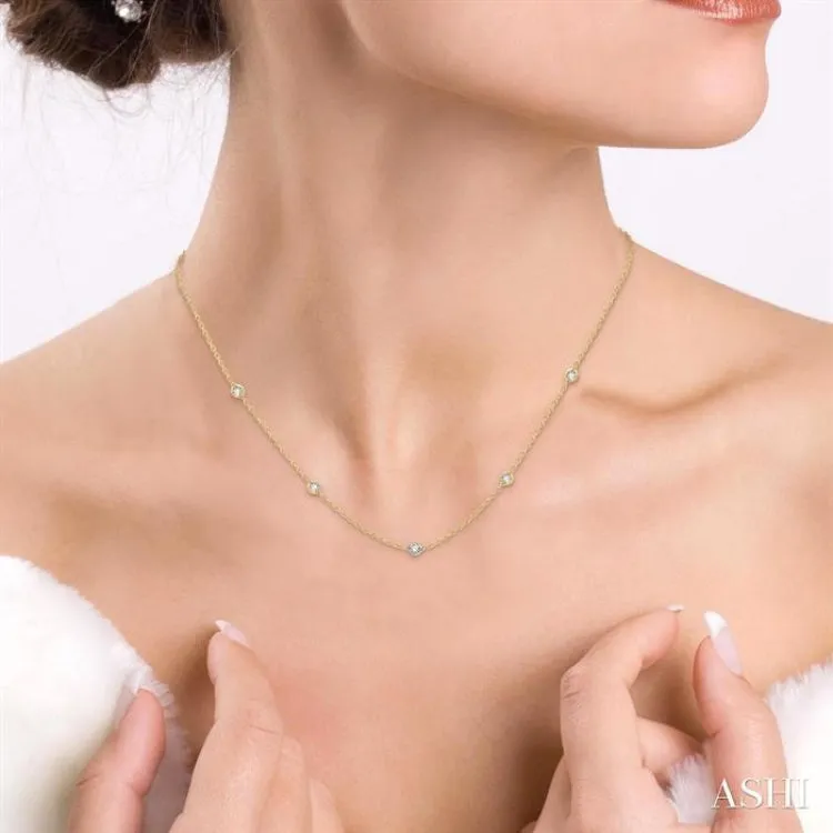 1/2 ctw Round Cut Diamond Fashion Necklace in 14K Yellow Gold