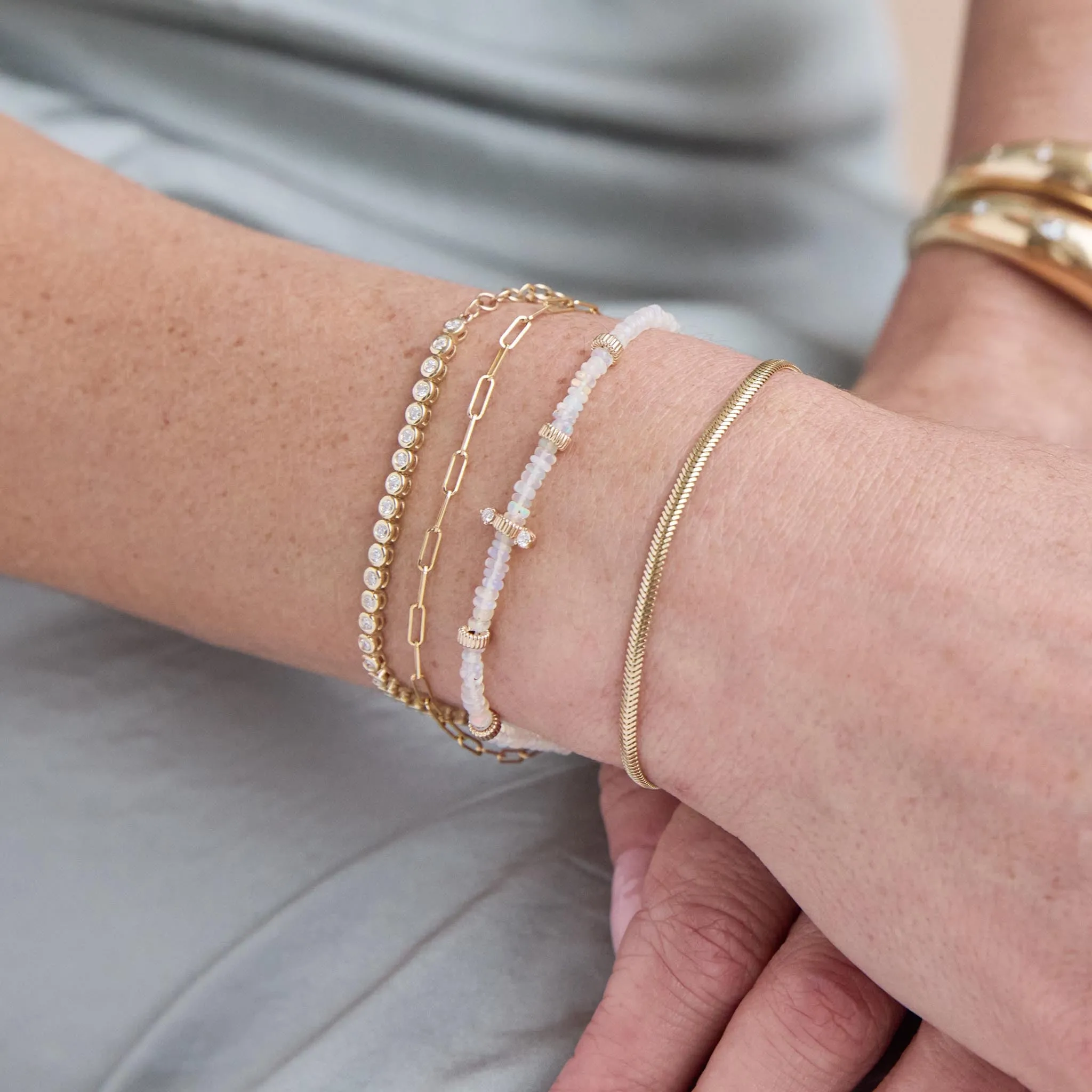 14k Gold Small Paperclip Chain Bracelet