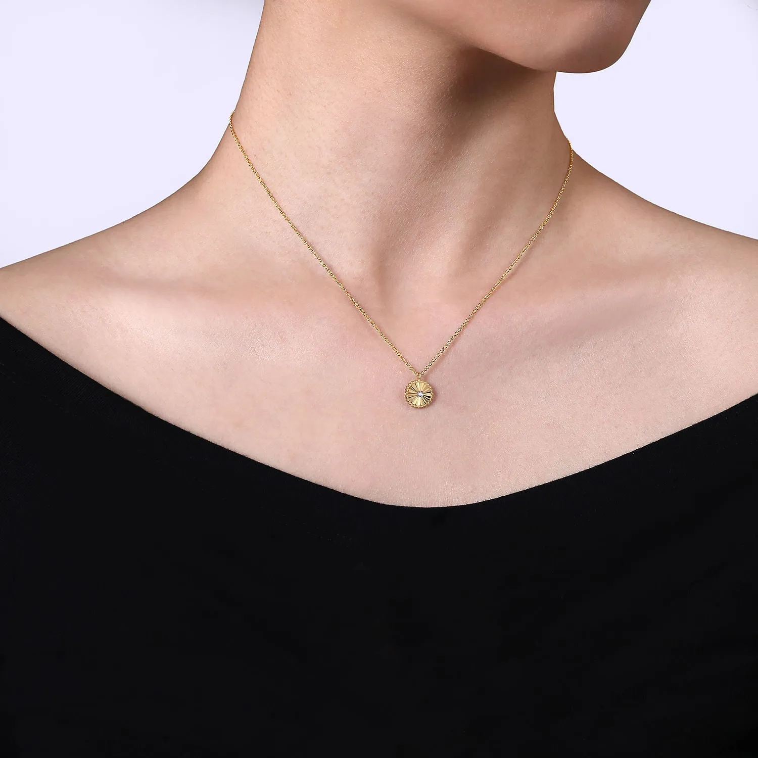 14K Yellow Natural Diamond 17.5 inch Necklace