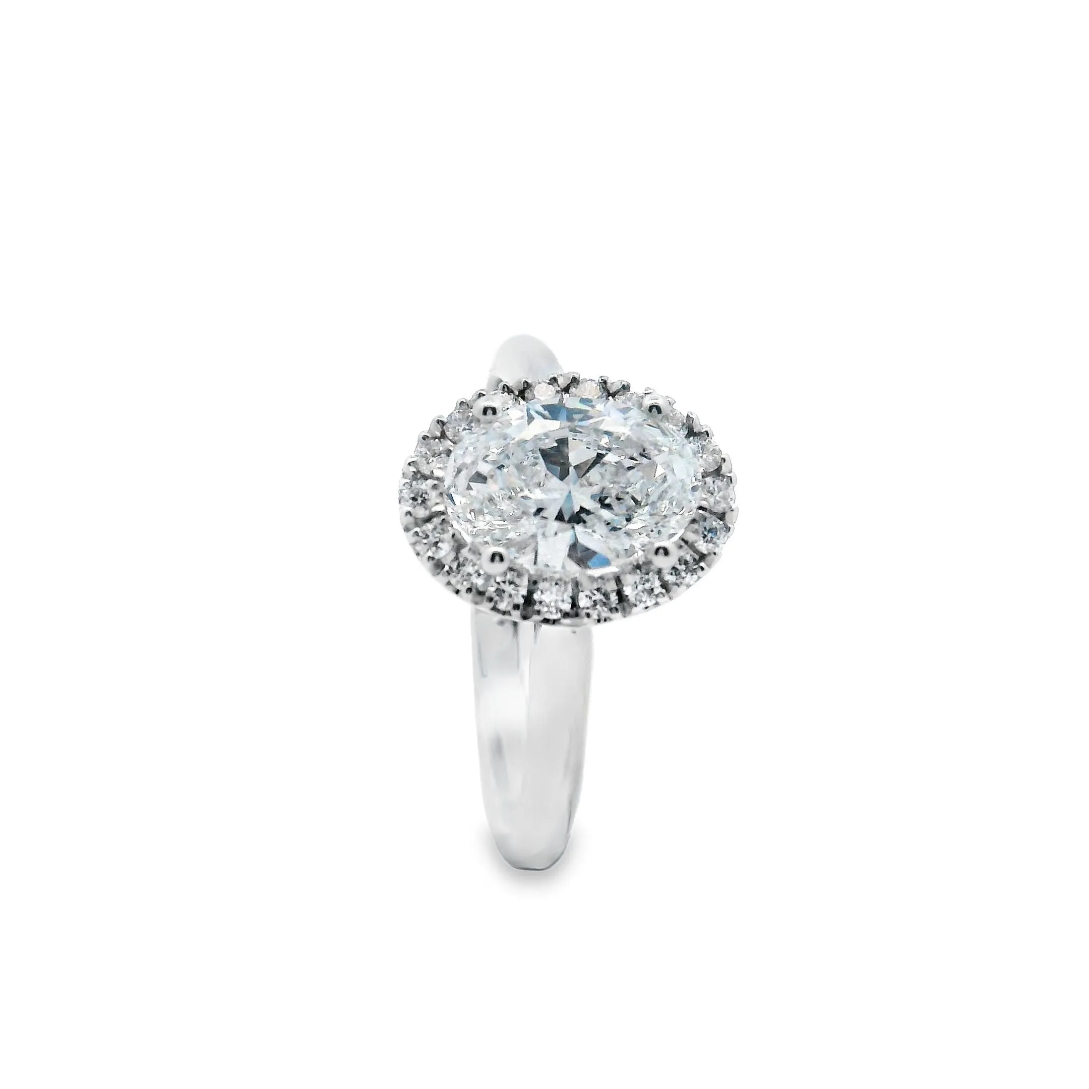 18ct White Gold Oval Cut Lab Grown Diamond Halo Engagement Ring TDW= 1.49ct