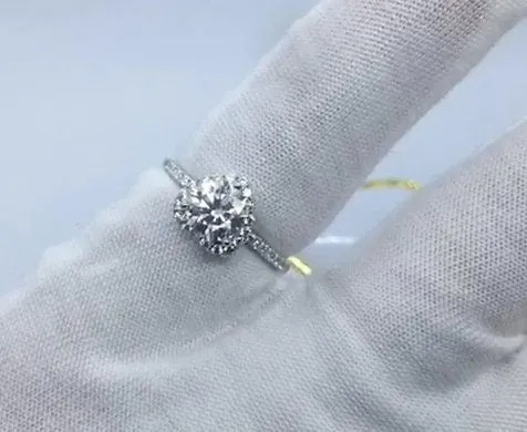 1ct | Diamond Heart Ring | Moissanite Engagement Rings