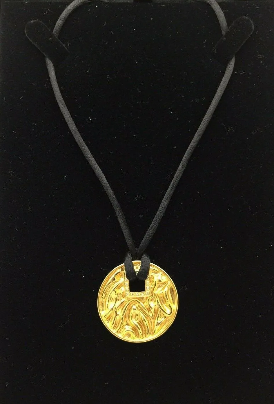 22k Yellow Gold Round Medallion Pendant with Diamonds & 16" Silk Necklace