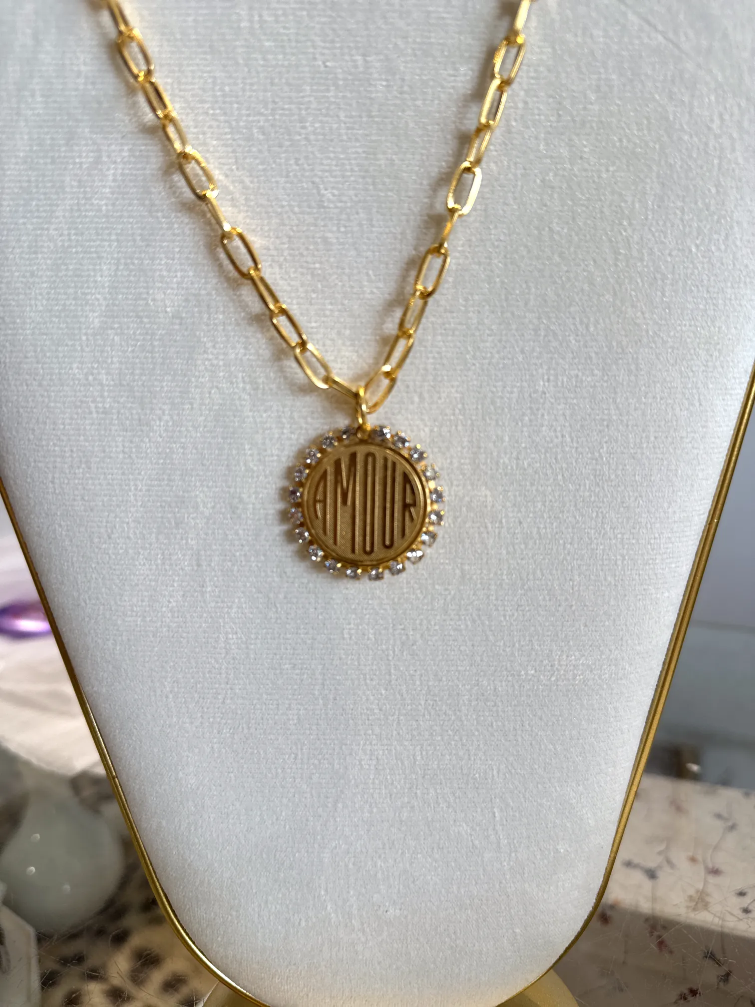 Amour Necklace