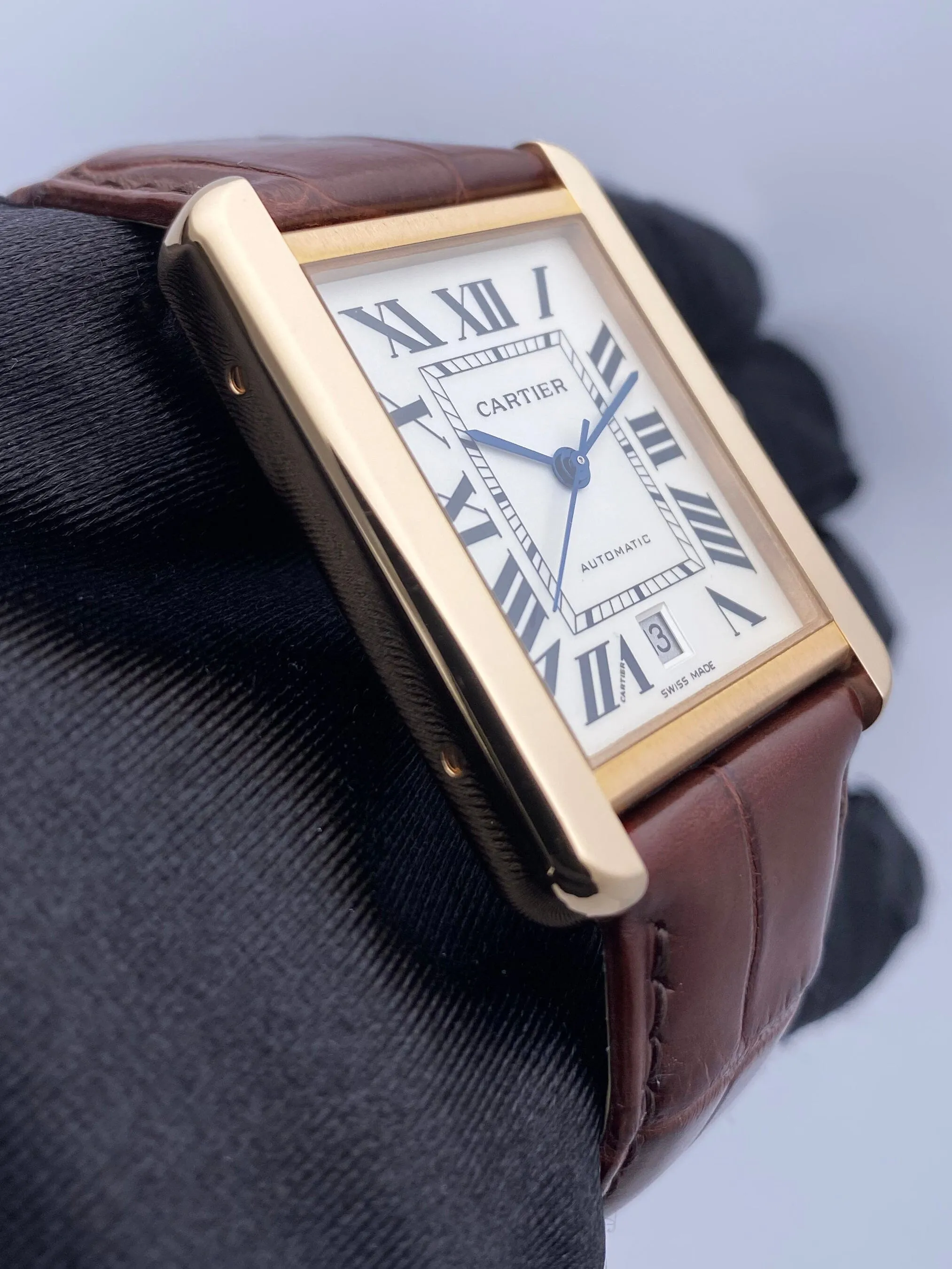 Cartier Tank Solo XL W5200026 18K Rose Gold Mens Watch Box Papers