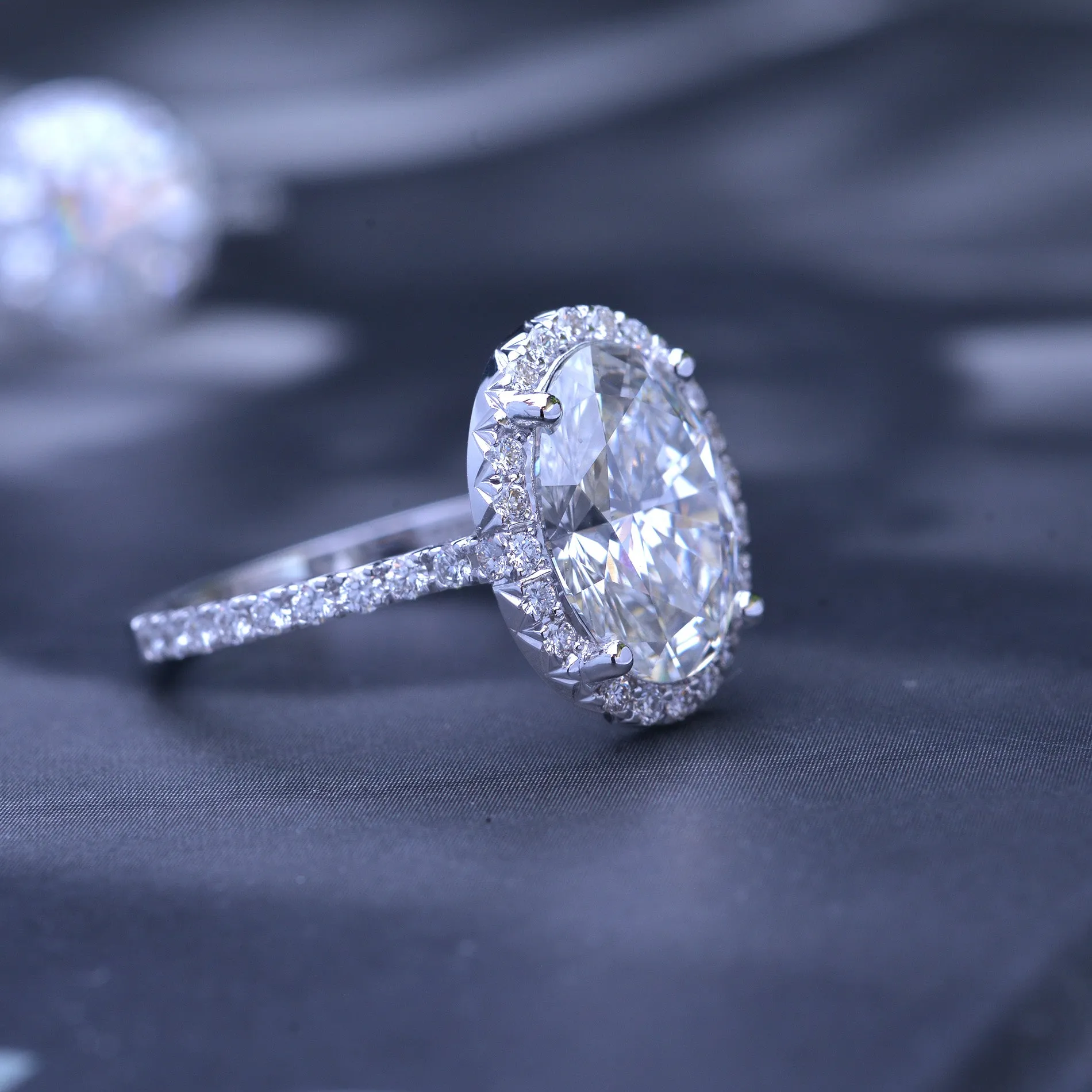 Classic Oval Halo - Lab Grown diamond engagement ring with 2ct to 3ct Center