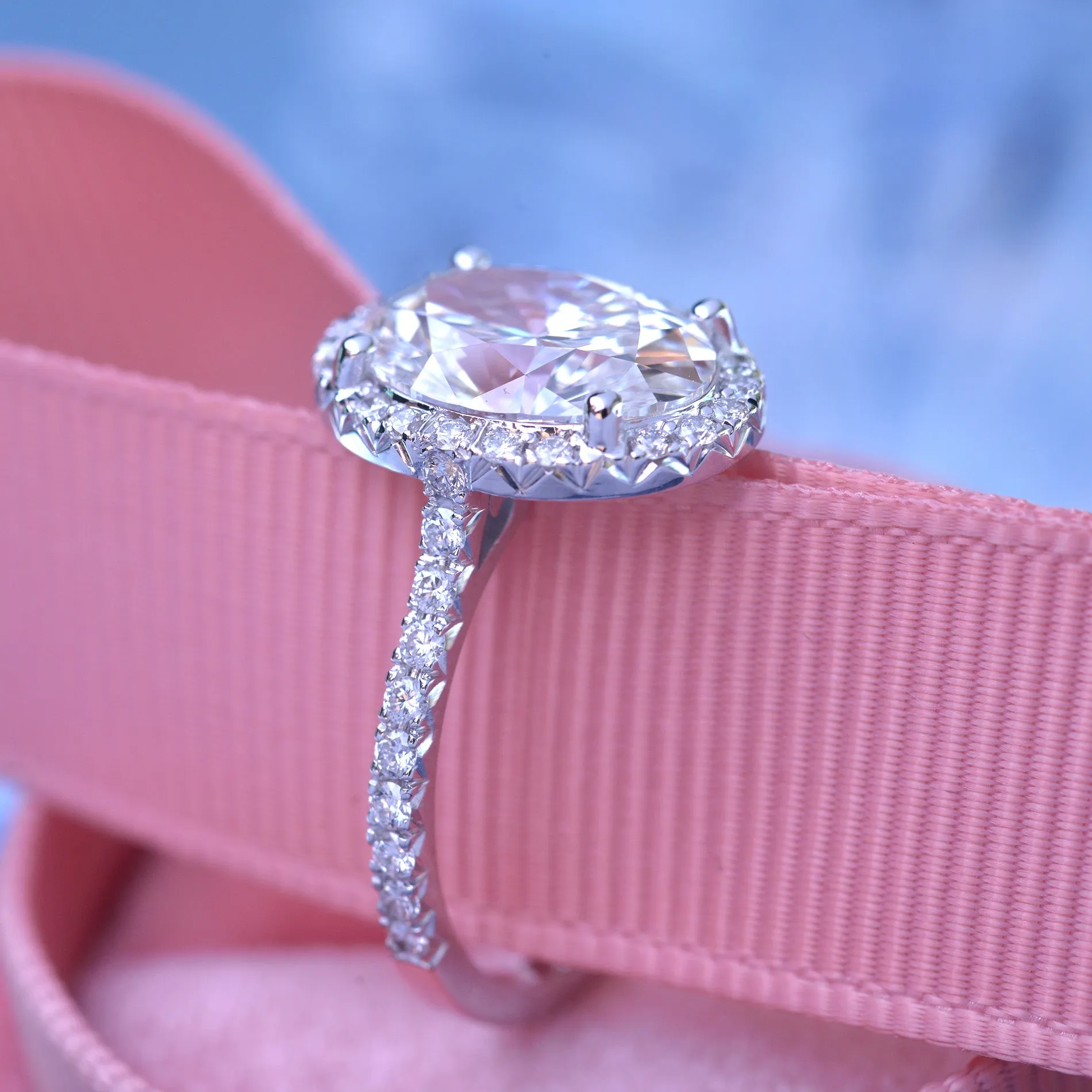 Classic Oval Halo - Lab Grown diamond engagement ring with 2ct to 3ct Center