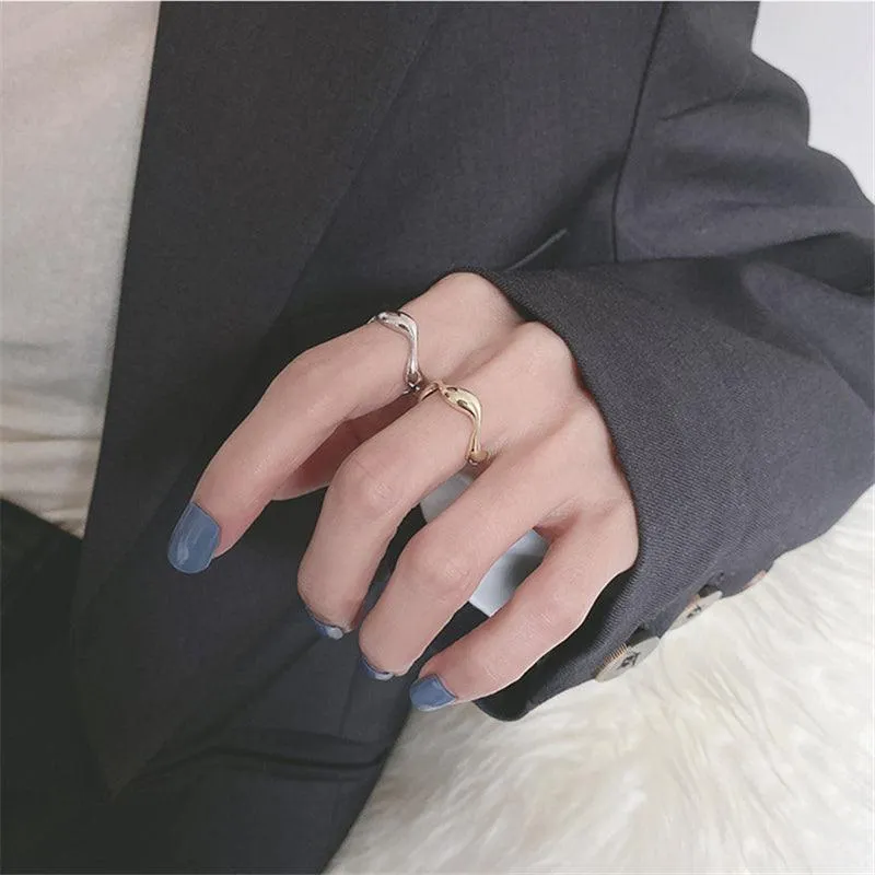 Cross Curve Line Opening Ring