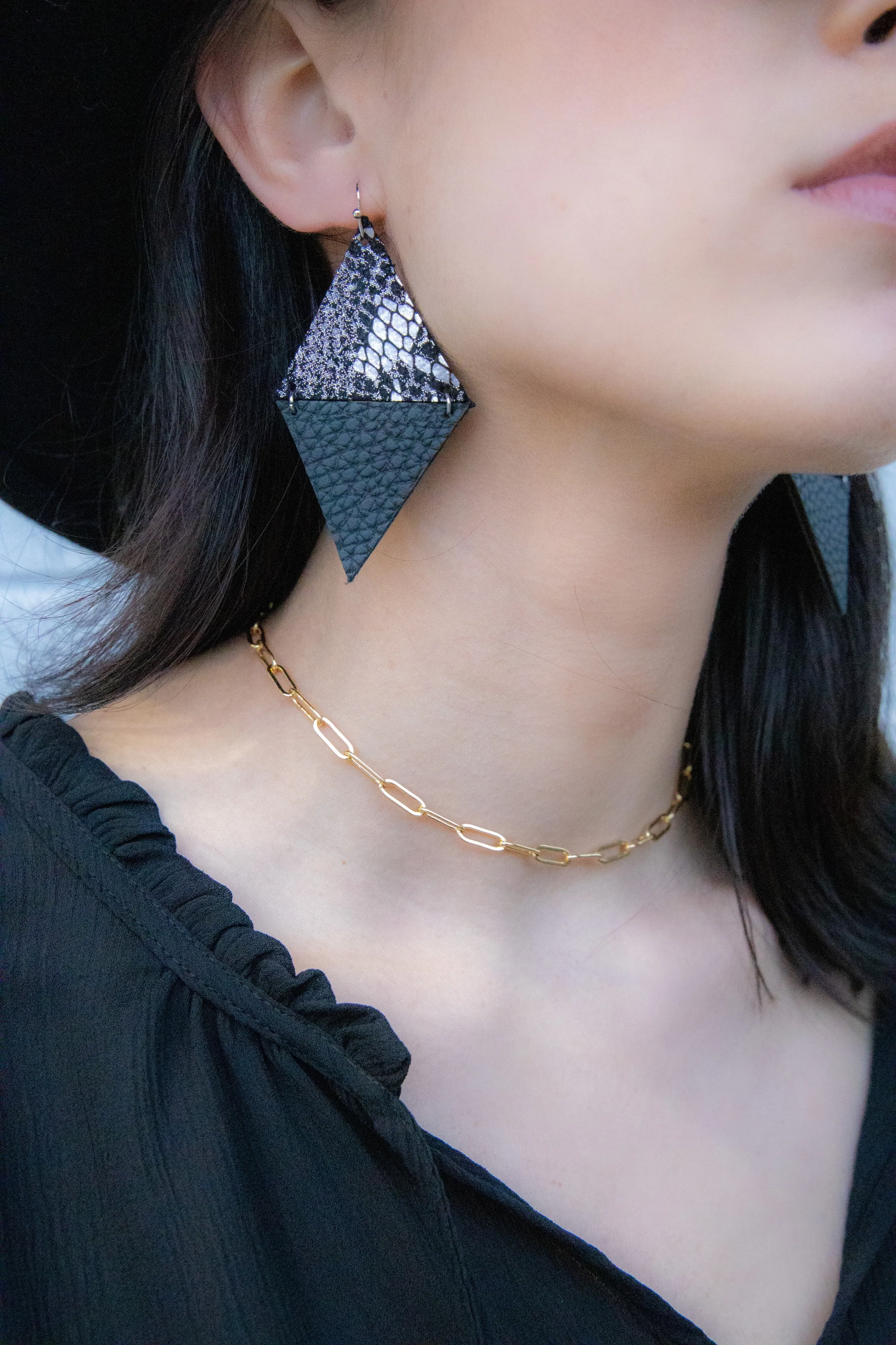 Dainty Piper Paper Link Necklace