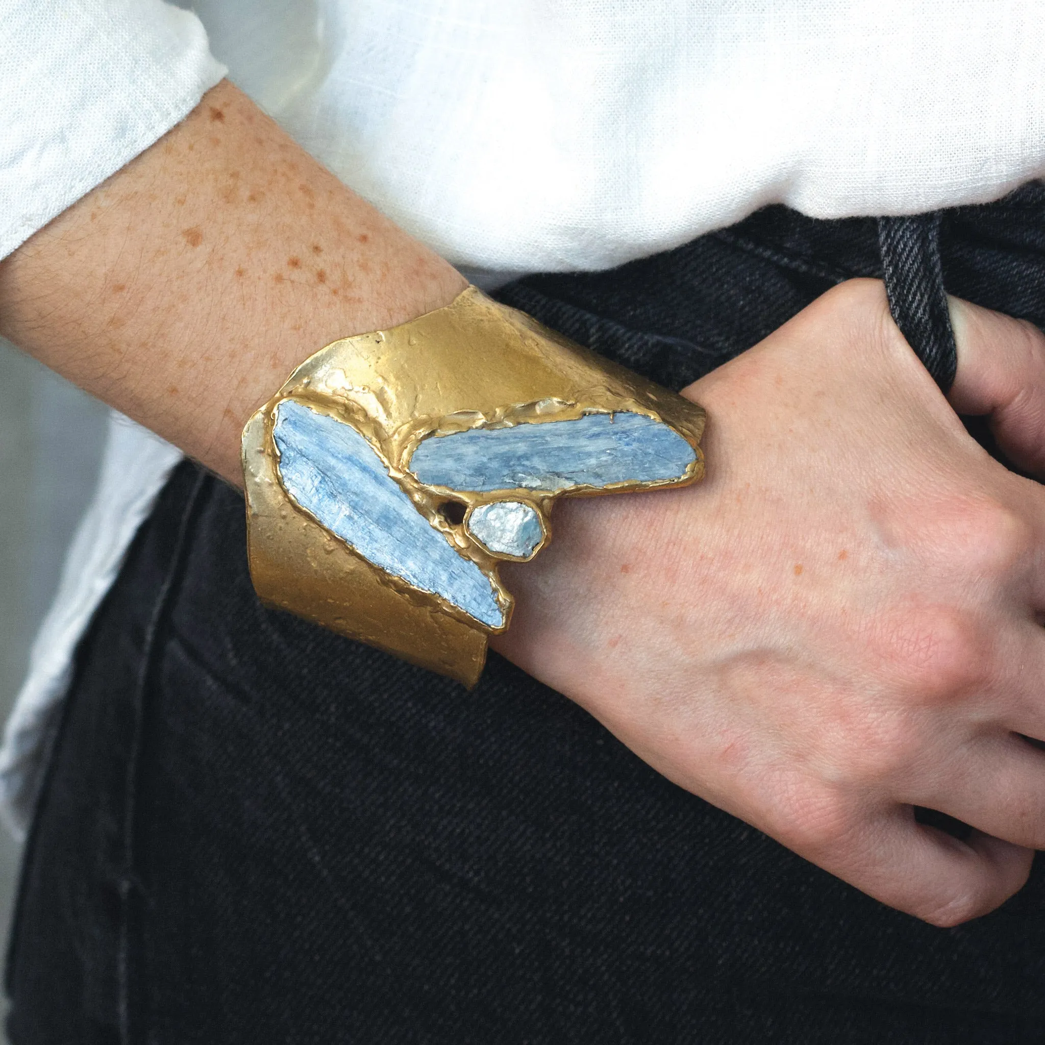 Delta Cuff