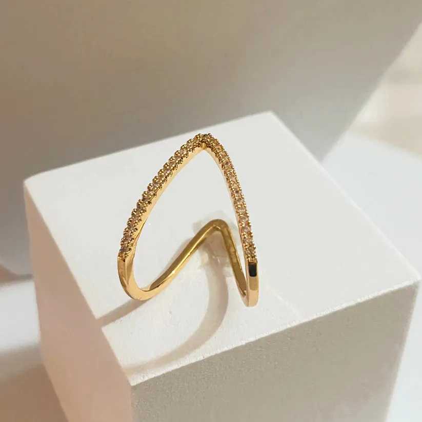 Diamond Necklace   Classic V Ring Combo