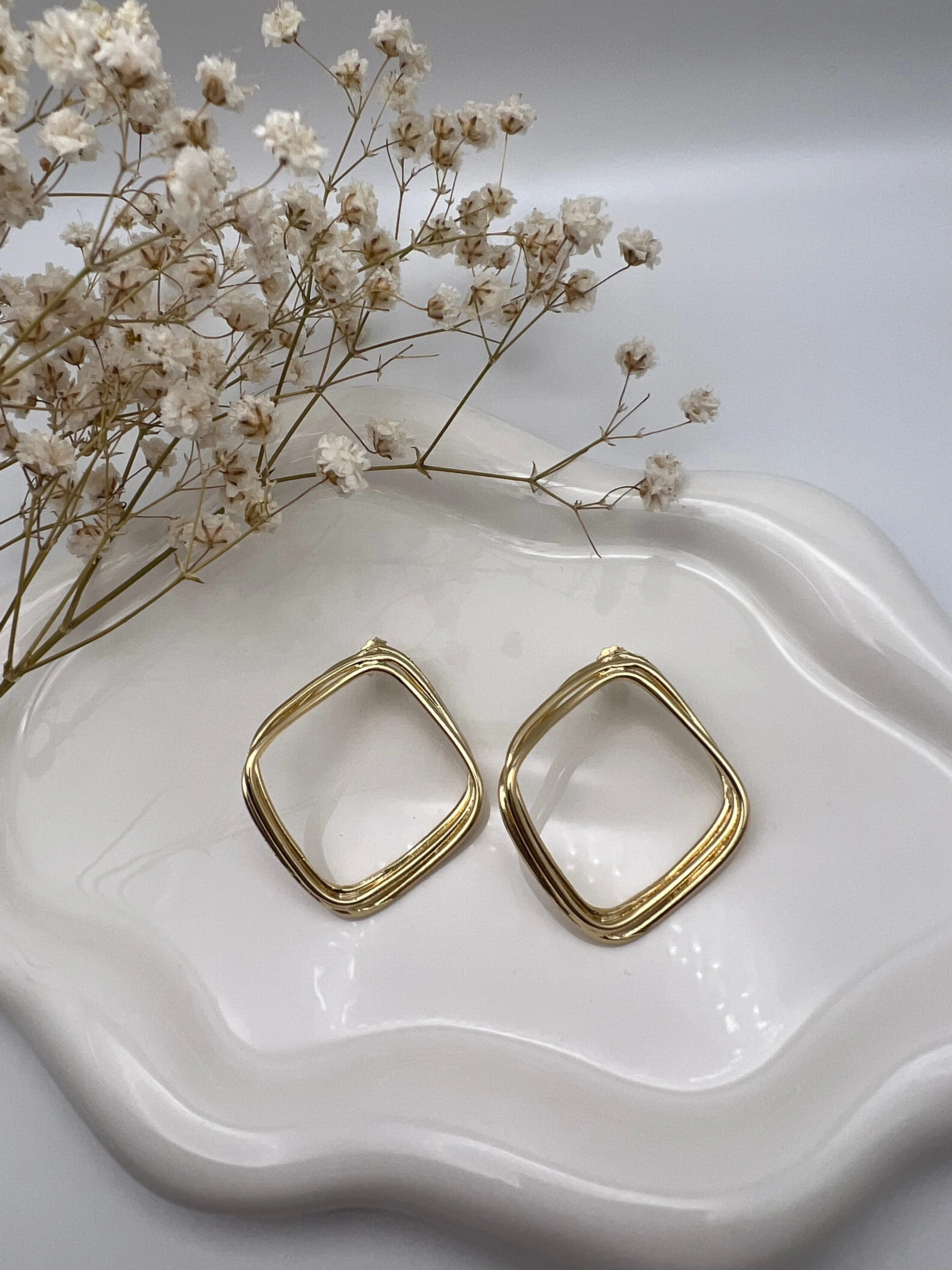 Hammered Gold Diamond Earrings