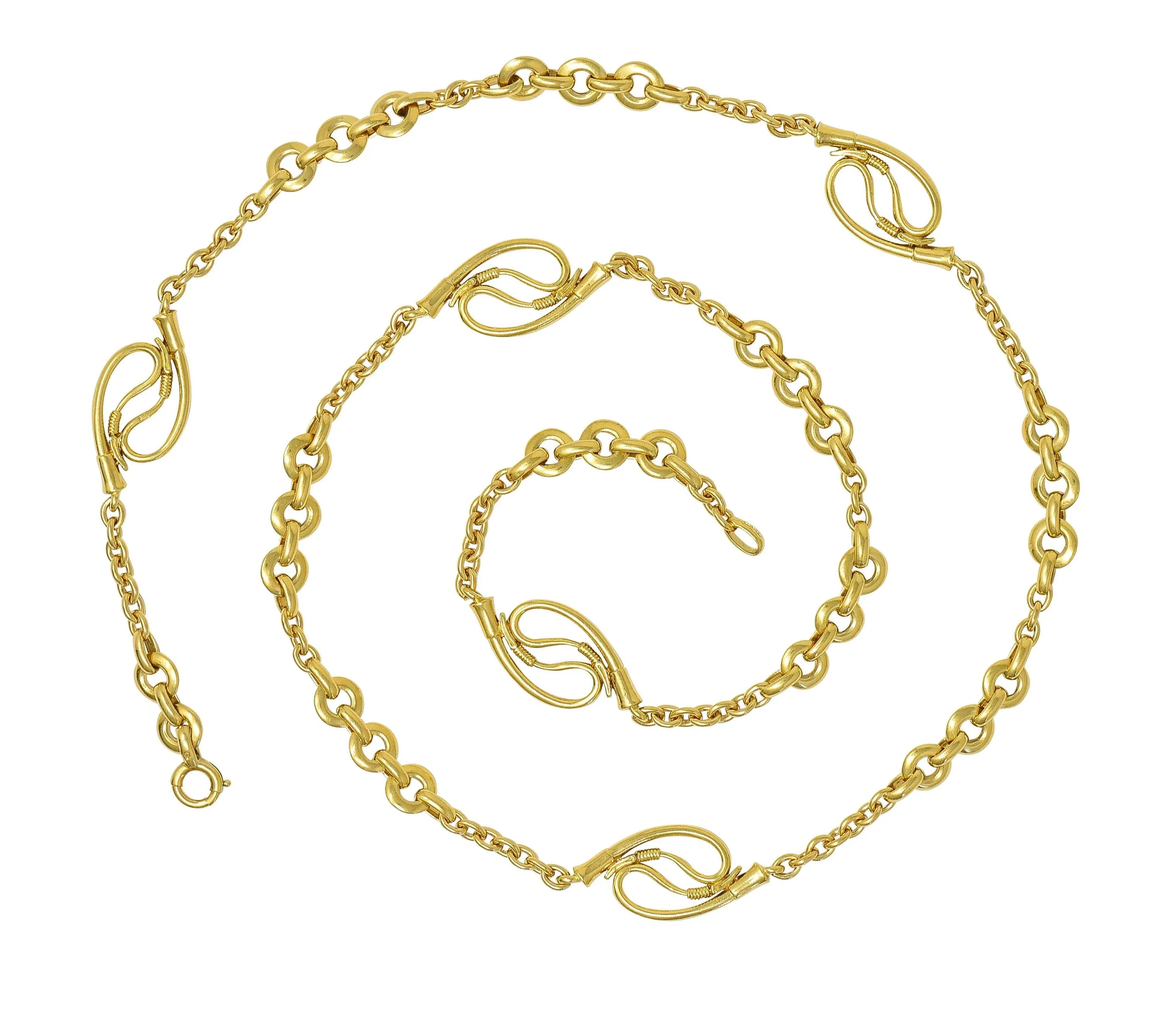 Hermés French Vintage 18 Karat Yellow Gold Horse Riding Crop Chain Link Long Necklace