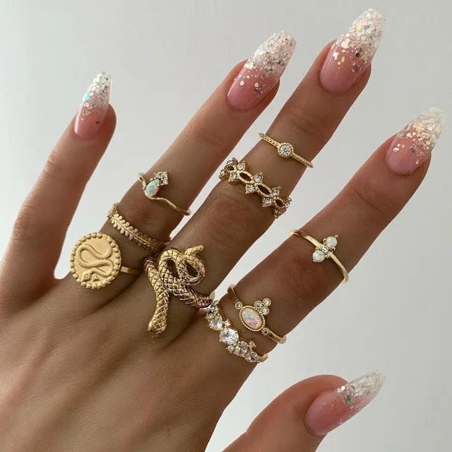 KMVEXO 10Pcs/Set Vintage Boho Snake Crystal Finger Rings Set Punk Bohemian Buddha Statue Stone Ring for Women Party Jewelry Gift