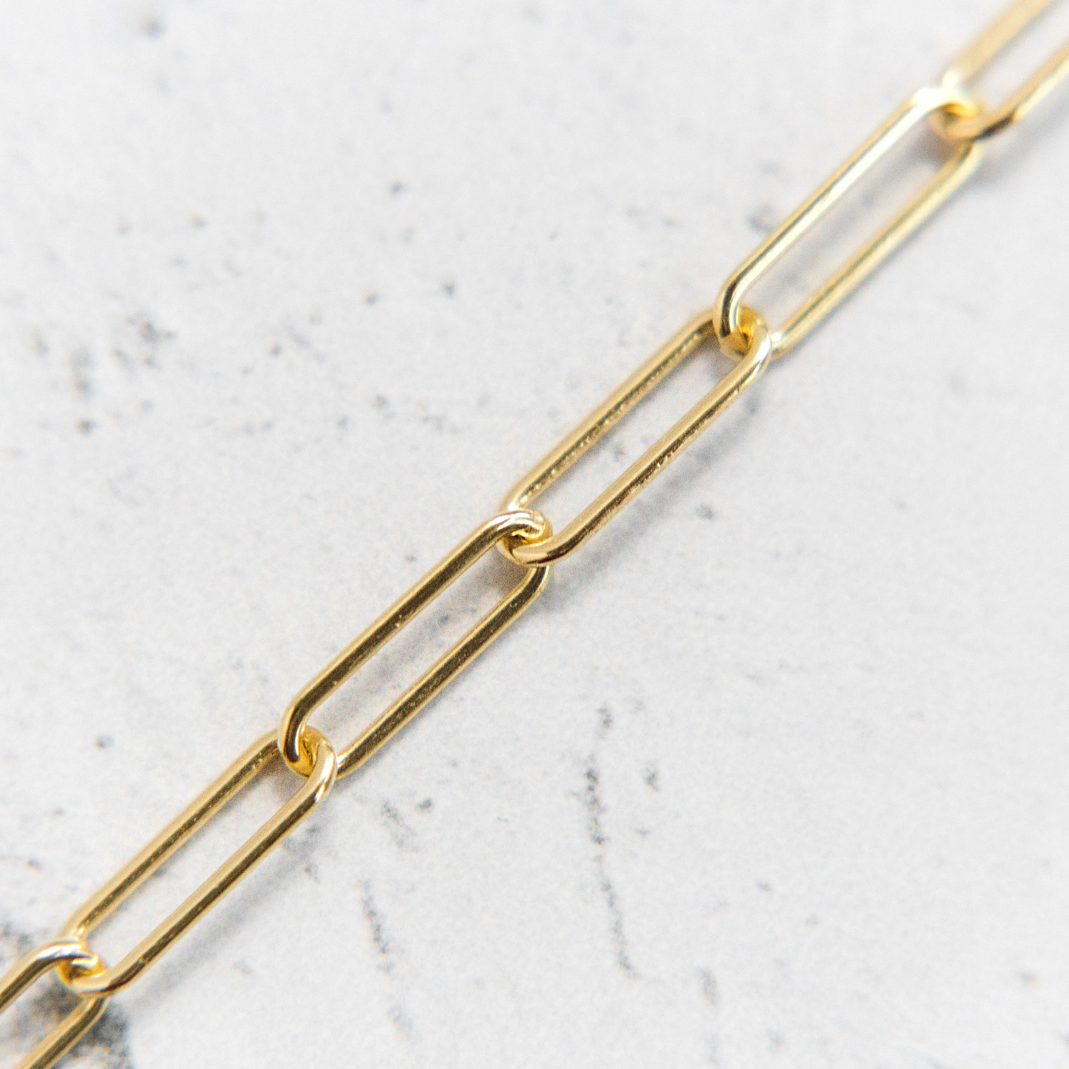 Luxe Paperclip Chain Bracelet in Gold