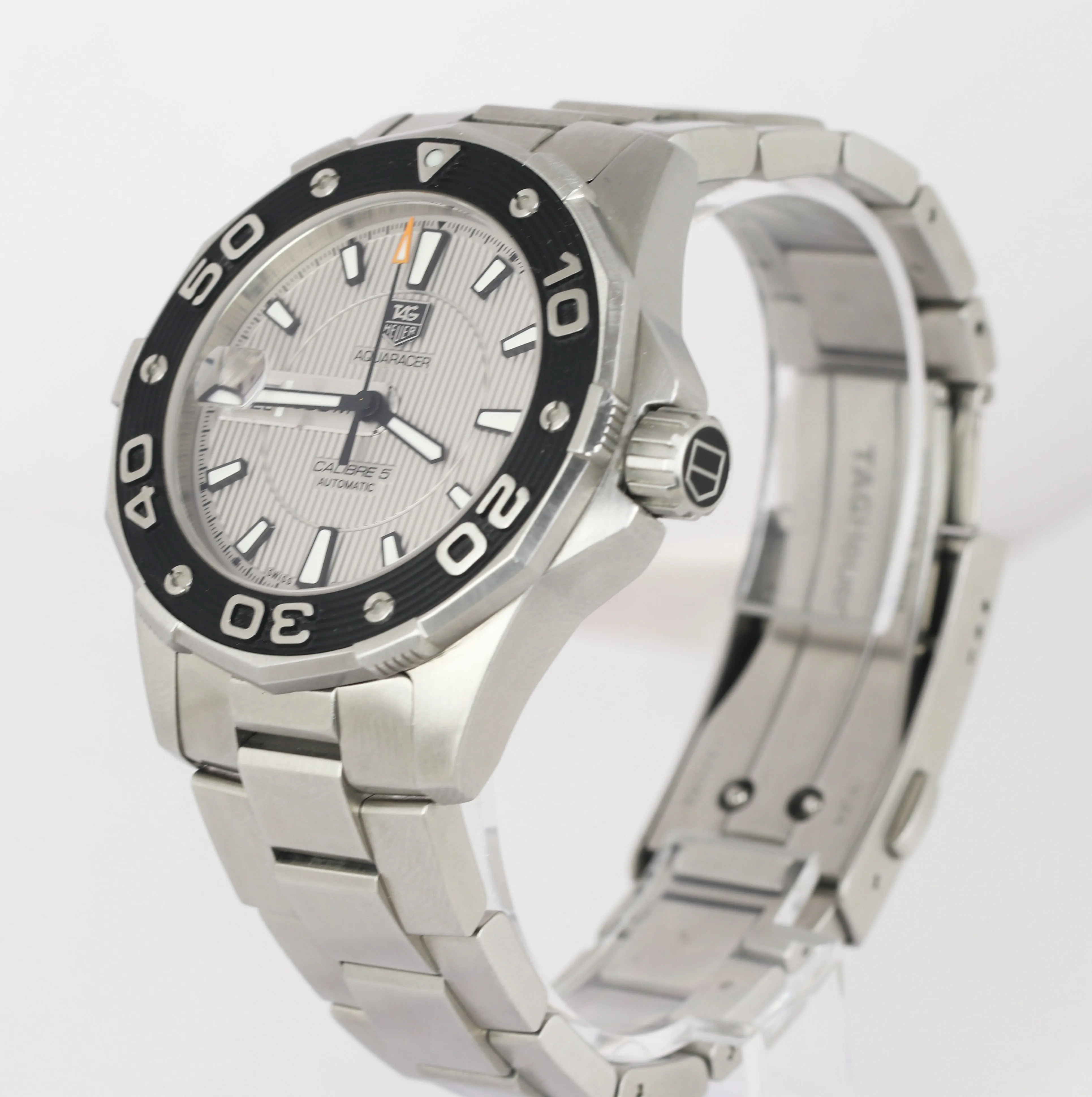 MINT Tag Heuer Aquaracer Calibre 5 Stainless Steel WAJ2111 Silver 43mm Automatic