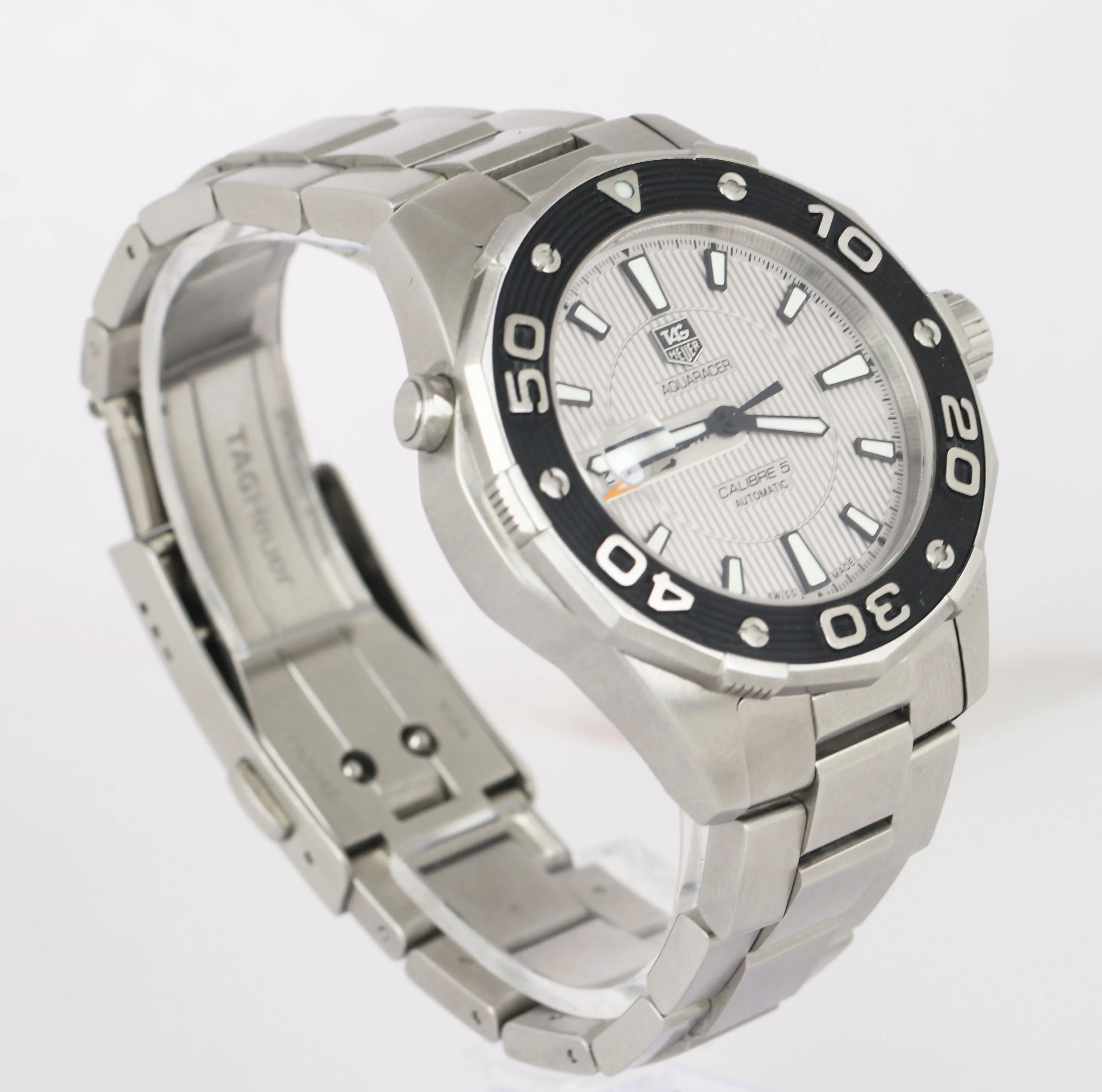MINT Tag Heuer Aquaracer Calibre 5 Stainless Steel WAJ2111 Silver 43mm Automatic
