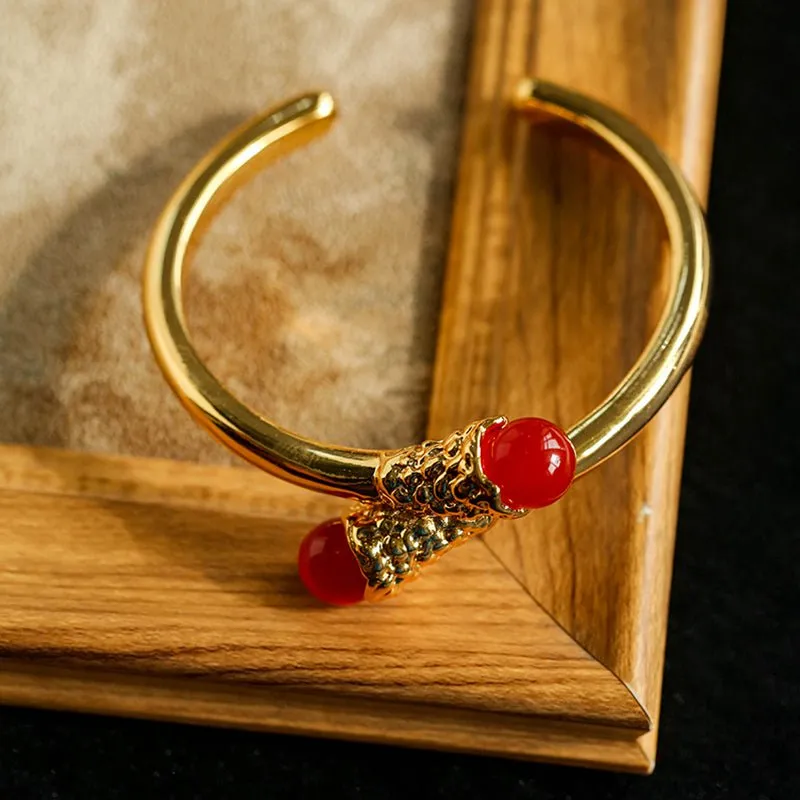 Niche Metal Wind Lava Water Drop Agate Open Bangle Bracelet-Red Agate