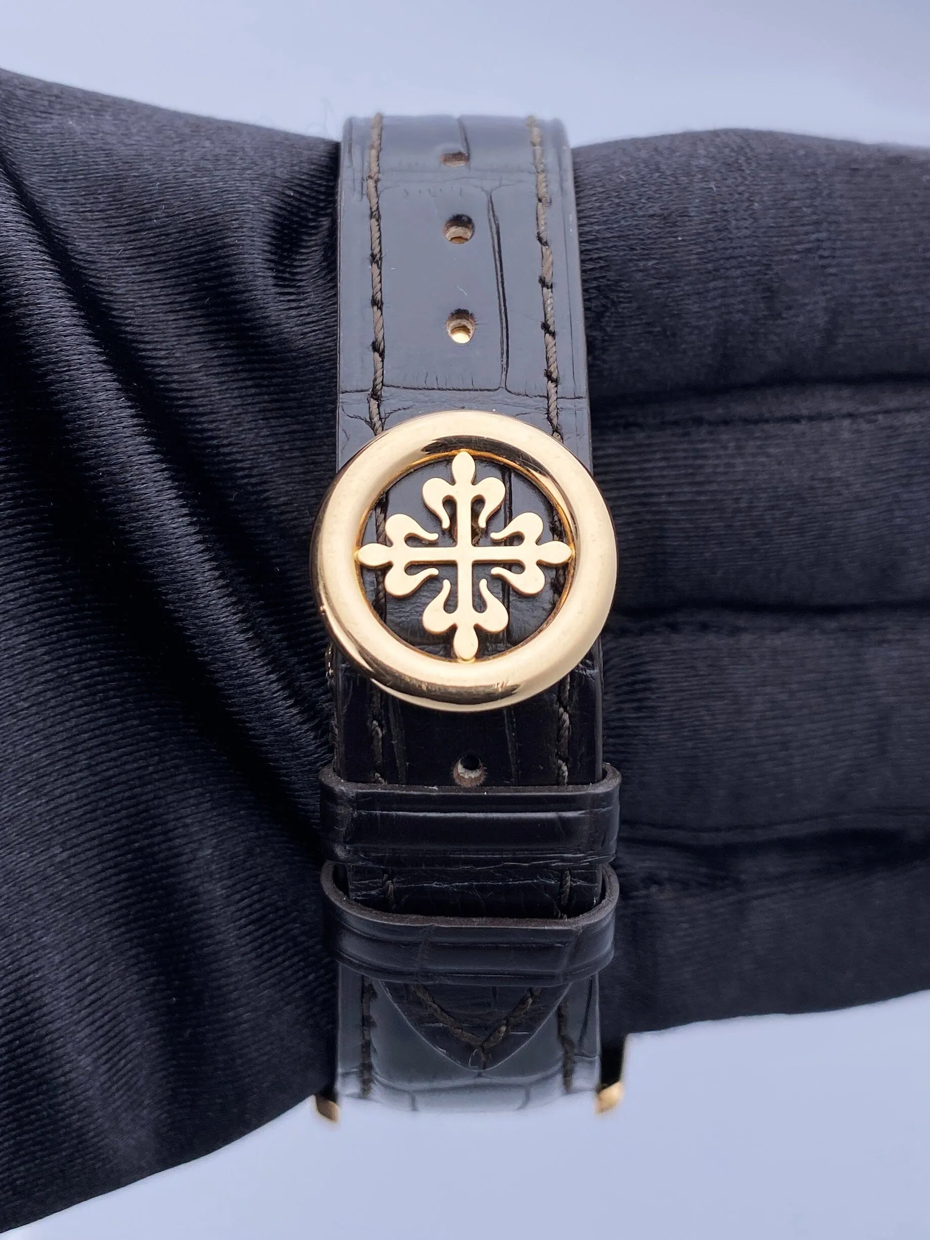 Patek Philippe World Time 5130R 18K Rose Gold Mens Watch Box Papers
