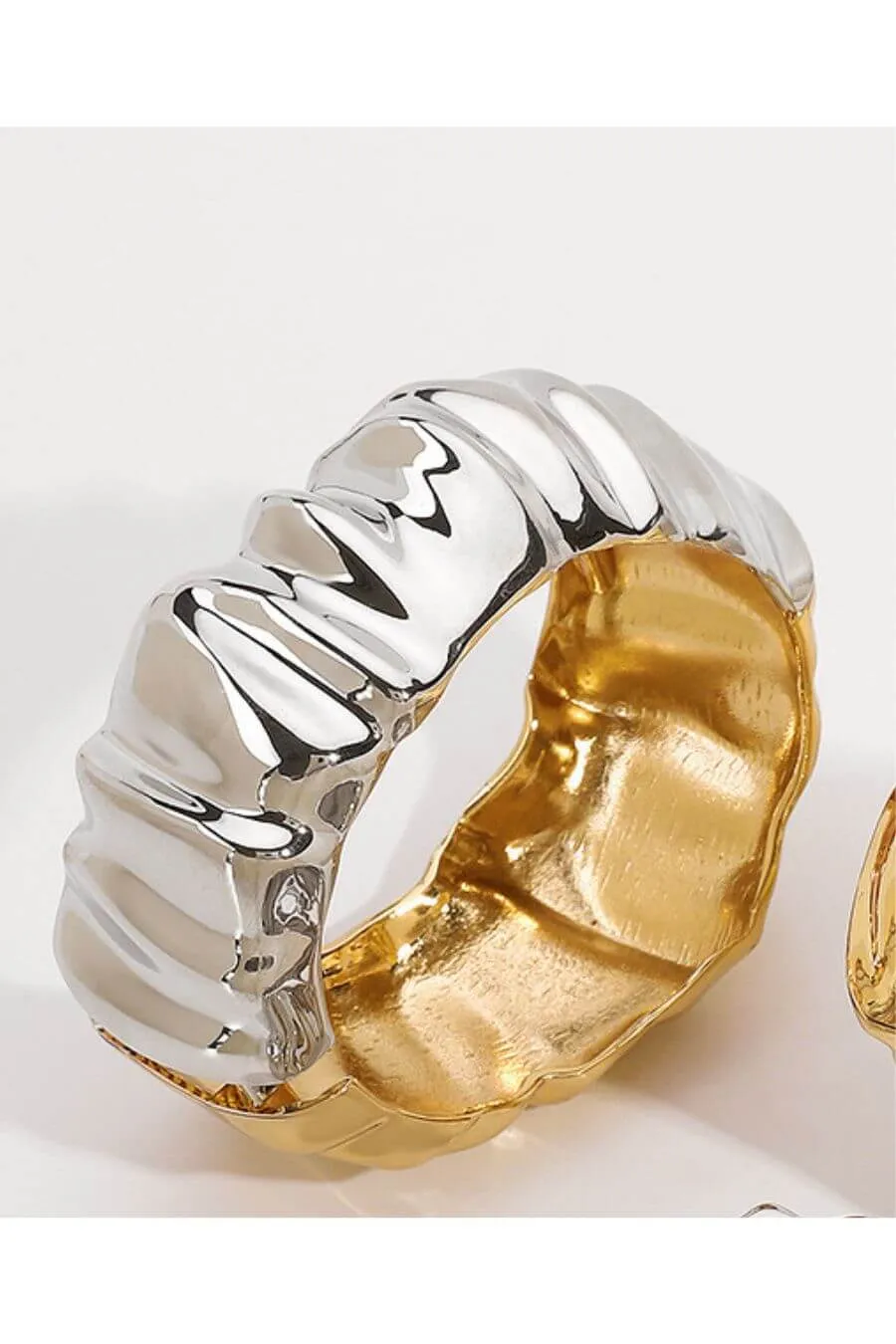 Spinny Cuff