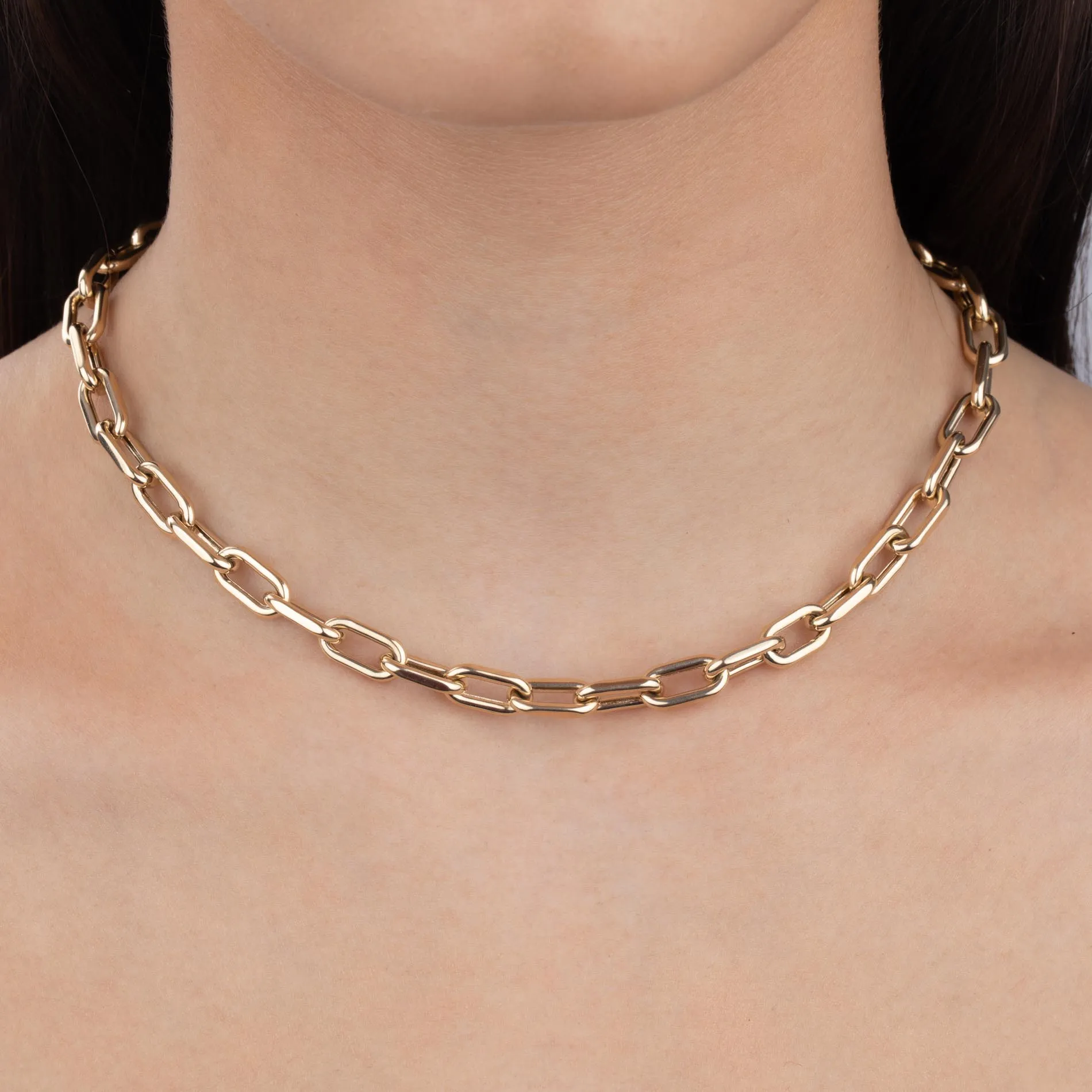 Thick Oval Link Chain Necklace 14K