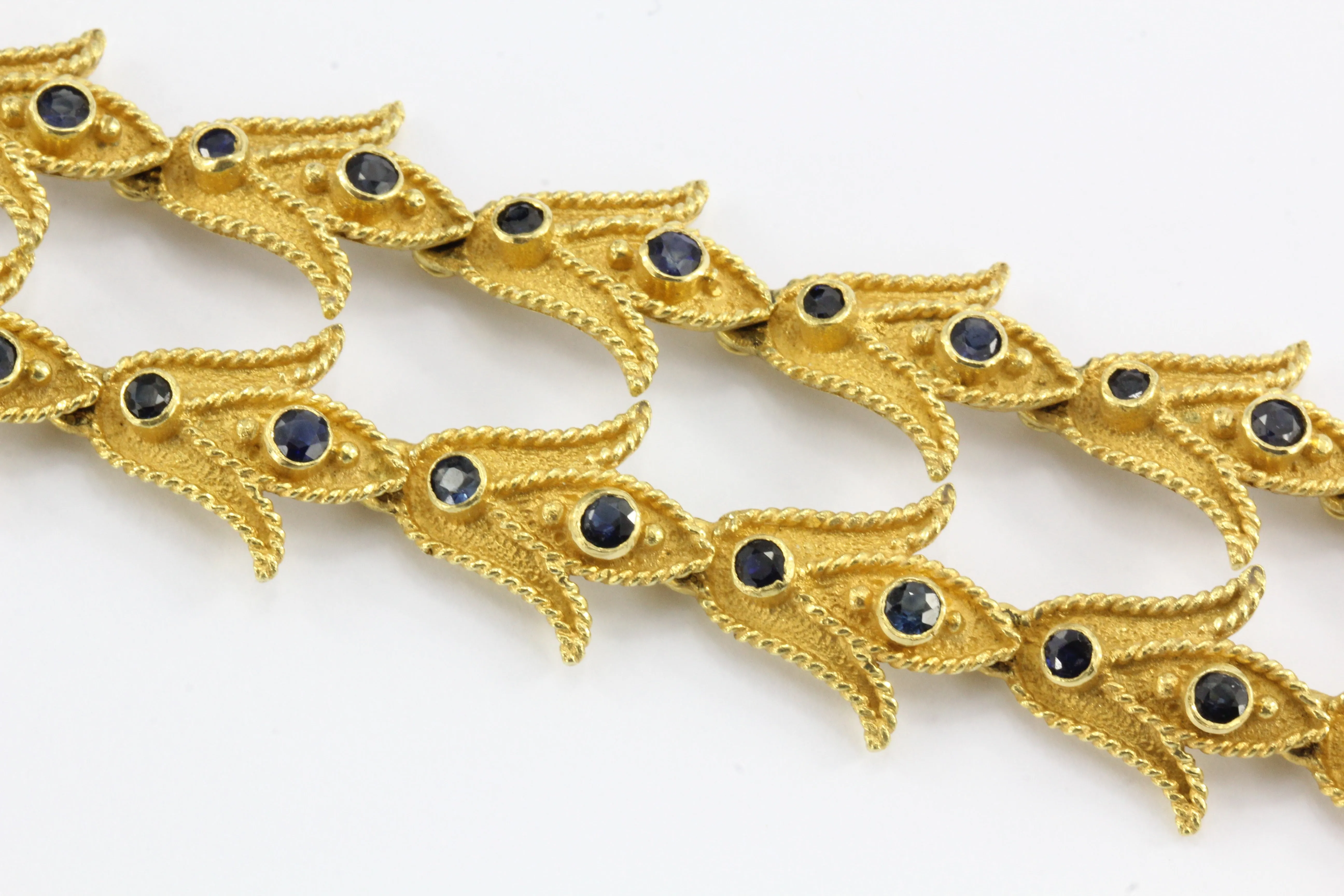 Vintage Greek / Greece 18K Gold Blue Sapphire Florette Necklace 7.5 ctw