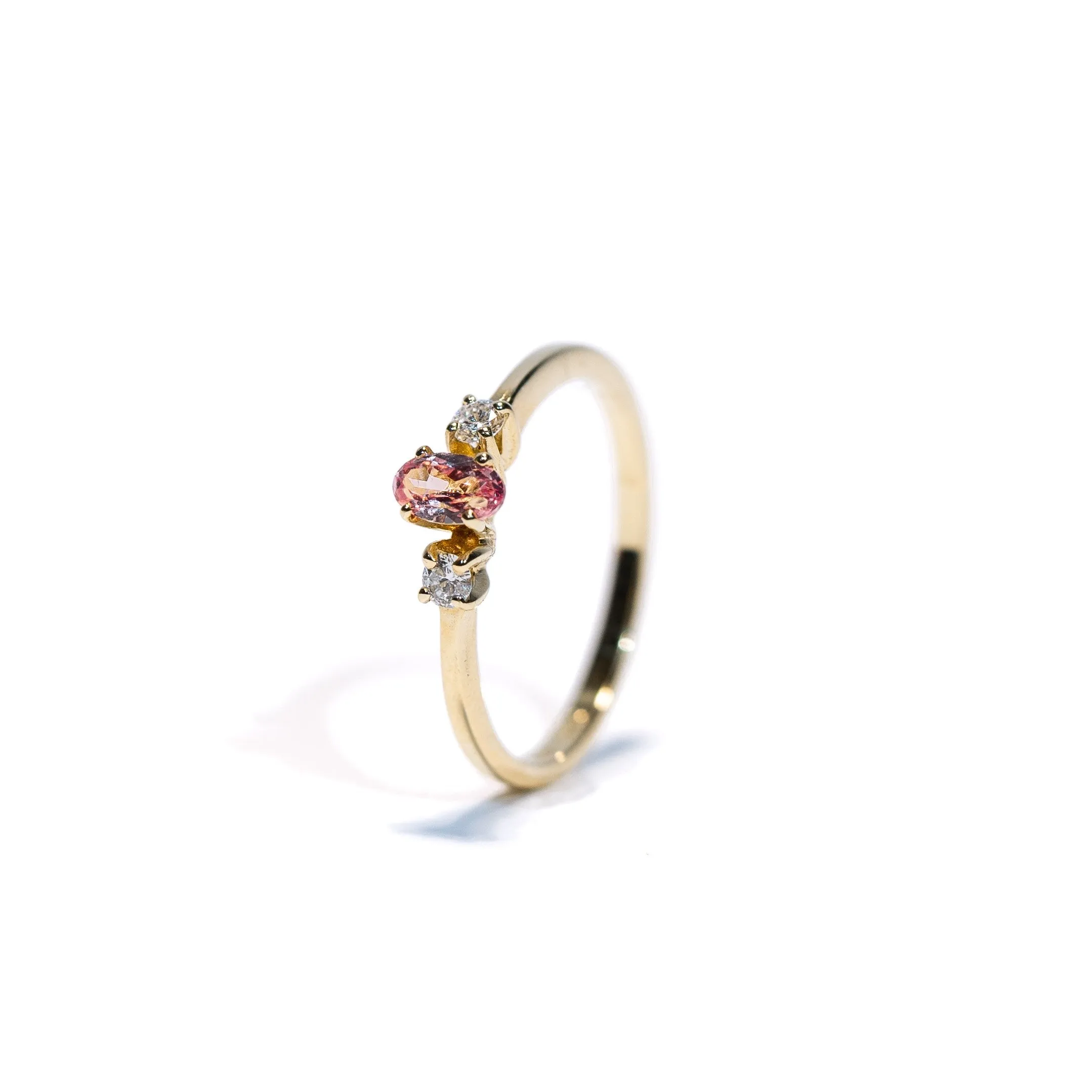 Women's diamond and sapphire ring
