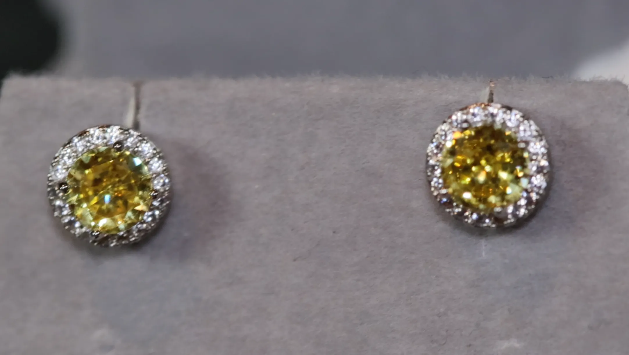 Yellow Diamond Earrings | Canary Yellow Earrings | Yellow Diamond Ear Studs | Stud Earrings | Diamond Ear Studs