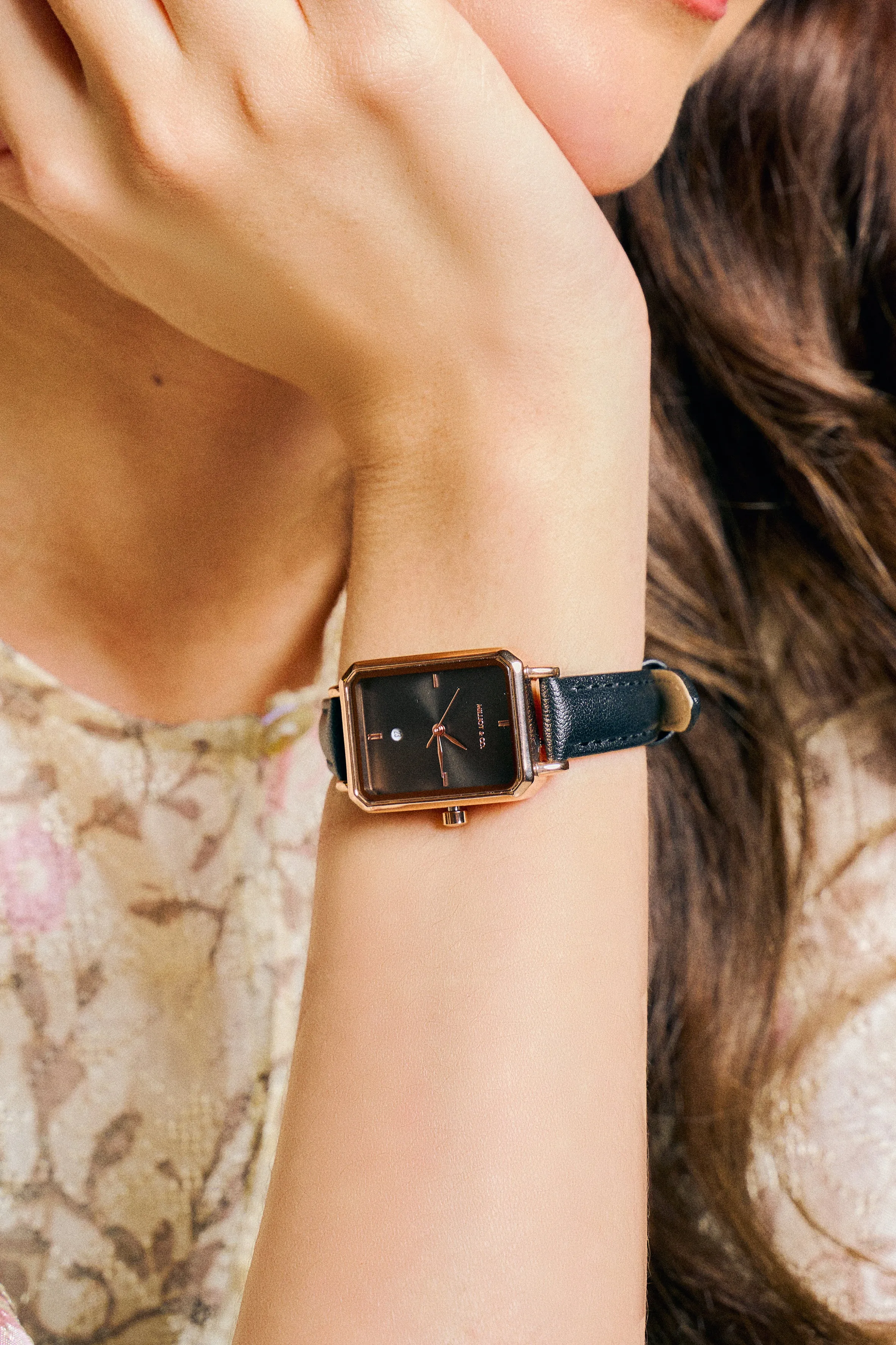 Zara Rose Gold Leather Analogue Watch (Black)
