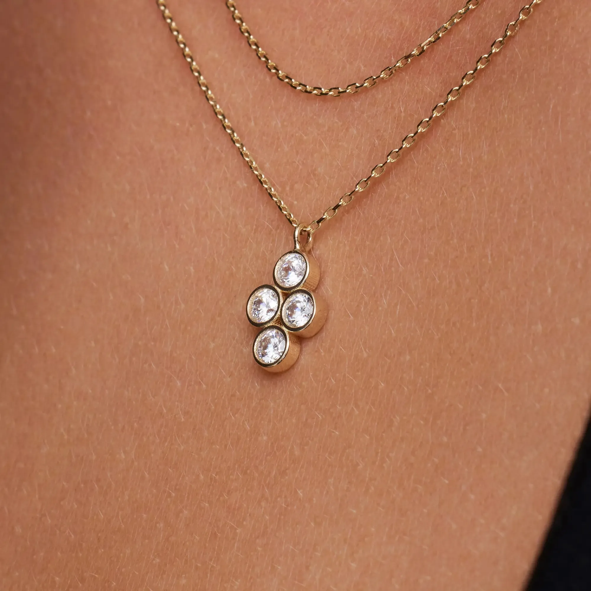 Zirconia Flower Essential Necklaces Set